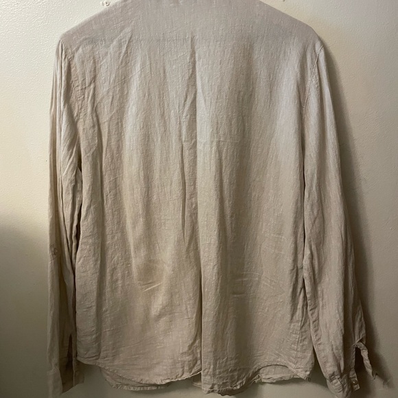Kim Rodgers women’s size large oatmeal colored blouse - Picture 4 of 4